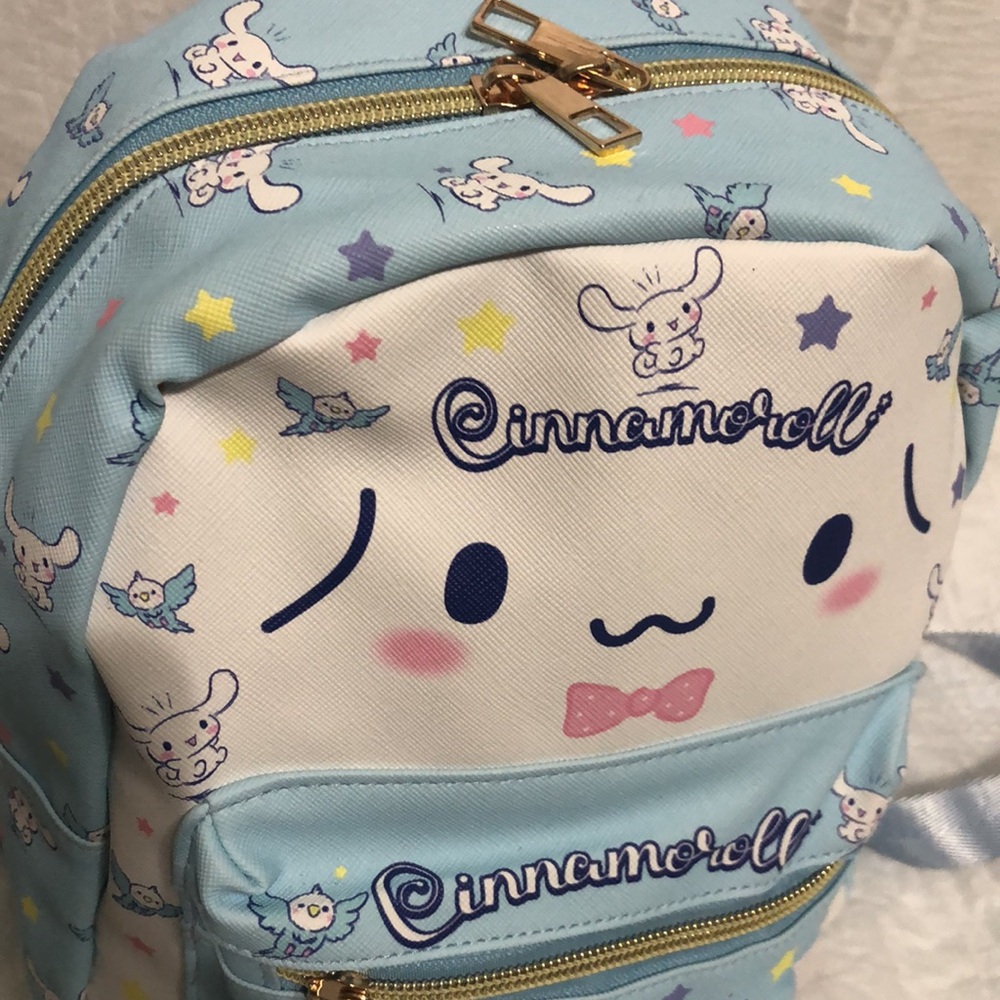 Cinnamon roll Mini Backpack - Picture 2 of 5